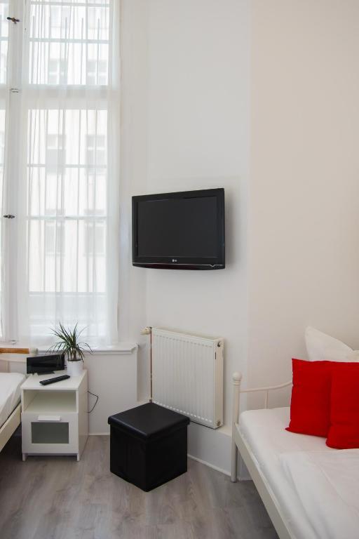 Gaestehaus City Stop Berlin Berlim Quarto foto